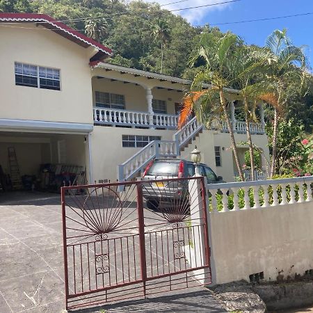 Stunning 2-Bed Apartment In Grand Roy Grenada Mount Nesbit 외부 사진