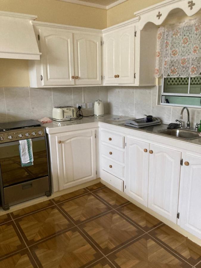 Stunning 2-Bed Apartment In Grand Roy Grenada Mount Nesbit 외부 사진